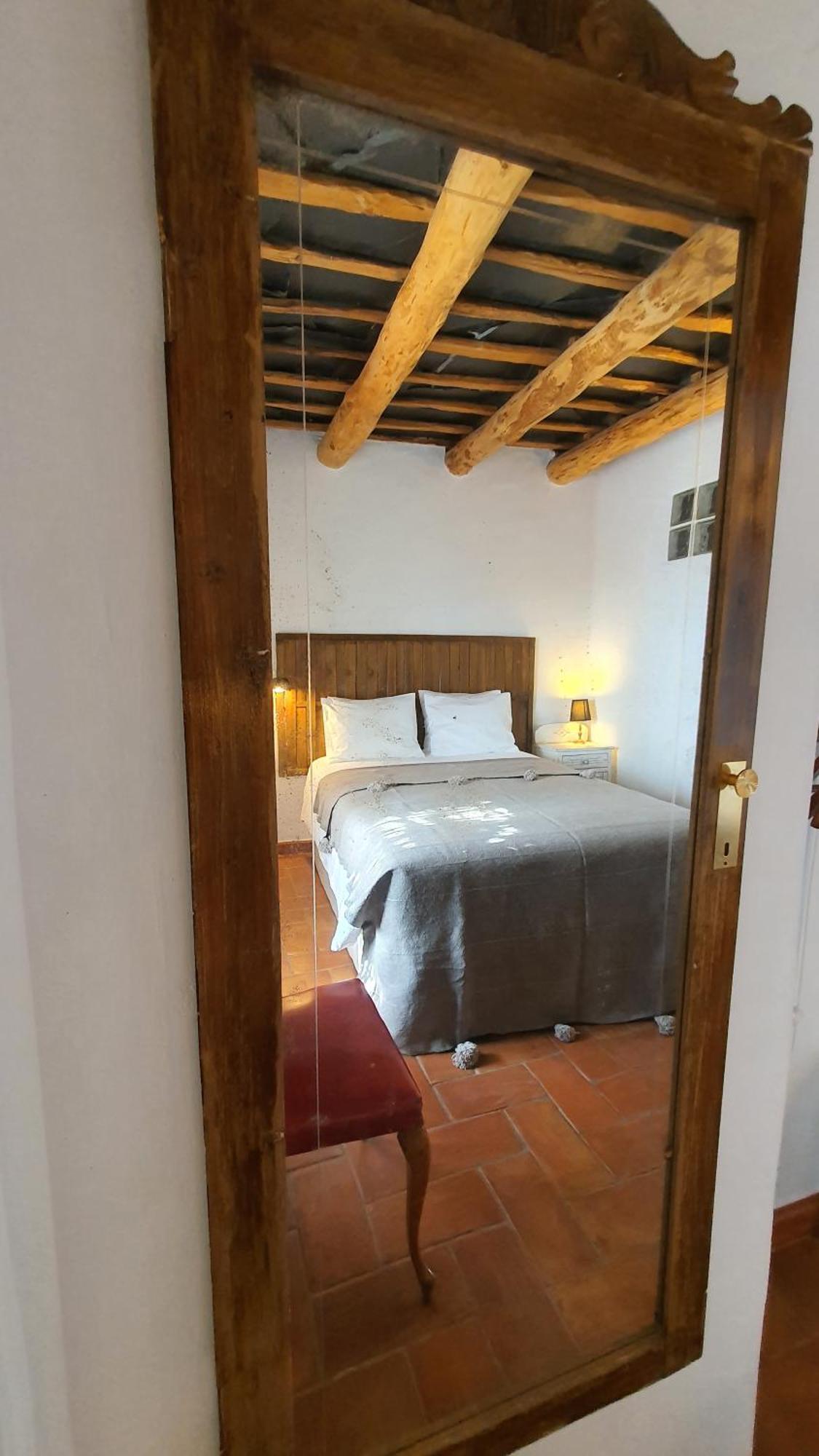 La Placeta Guesthouse Pórtugos Chambre photo